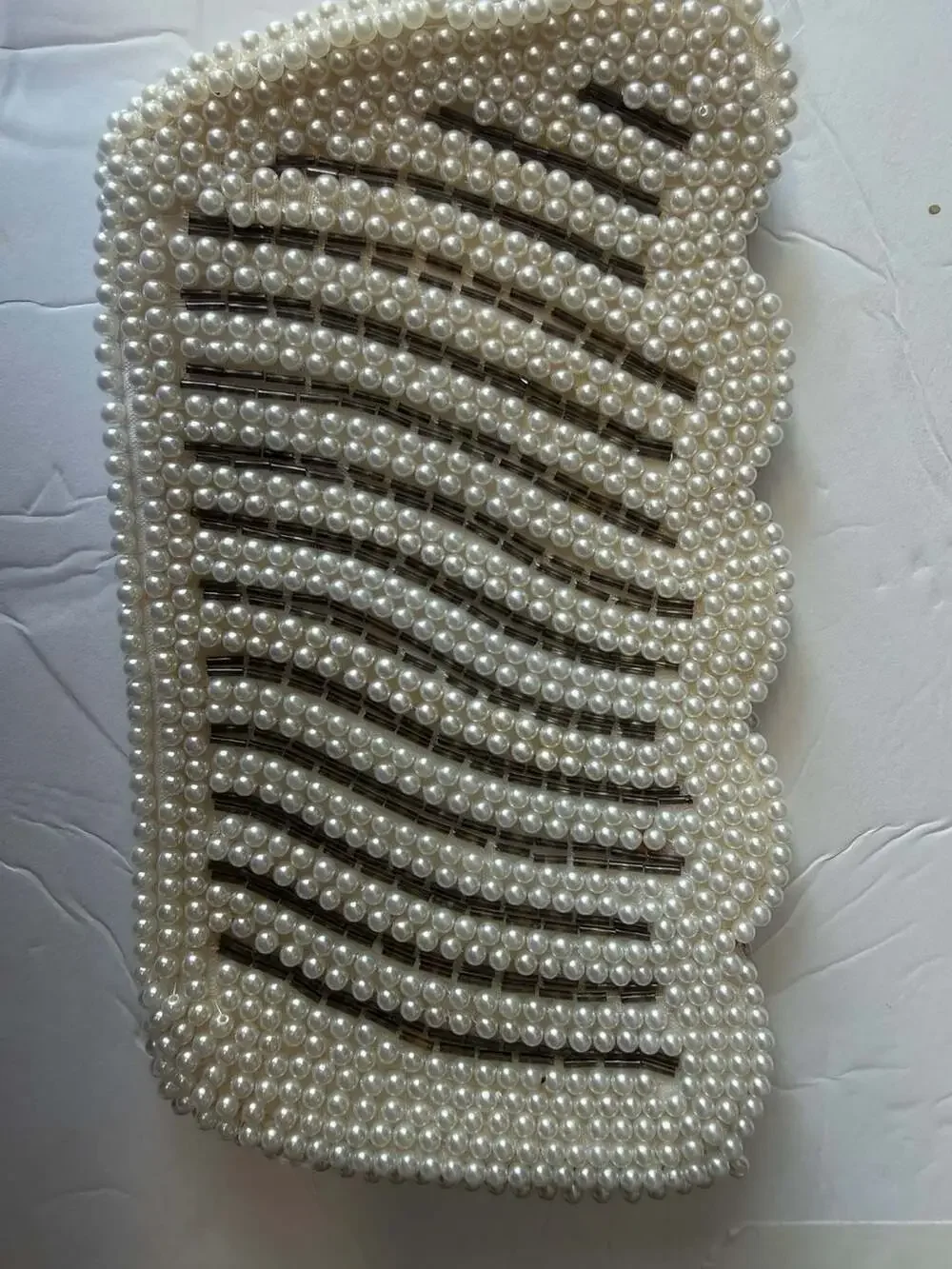 Vintage 1950s Faux Pearl and Grey Bugle Bead Wavy Scalloped Clutch Purse